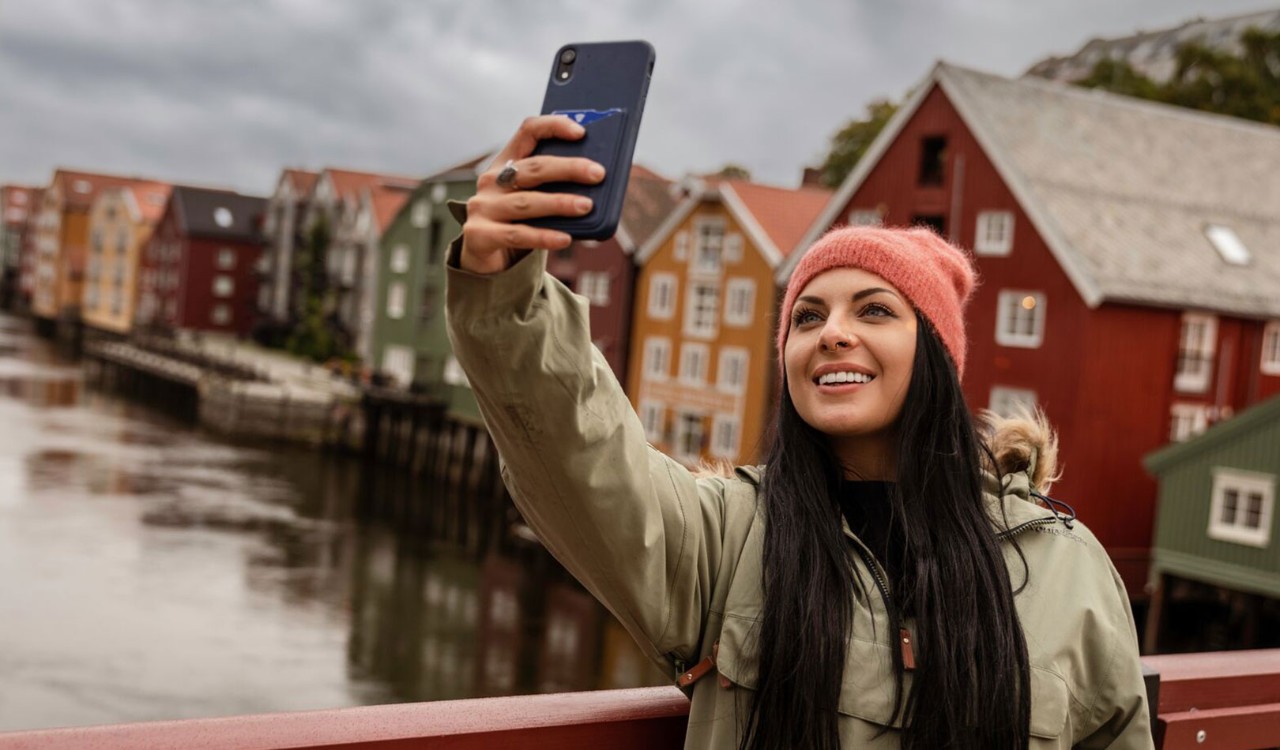 Lucy Key takes a selfie in Trondheim